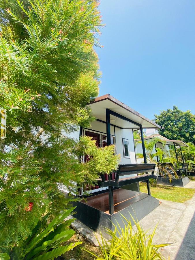 Kora-Great Airport Phuket Villa Nai Yang Beach Exteriör bild