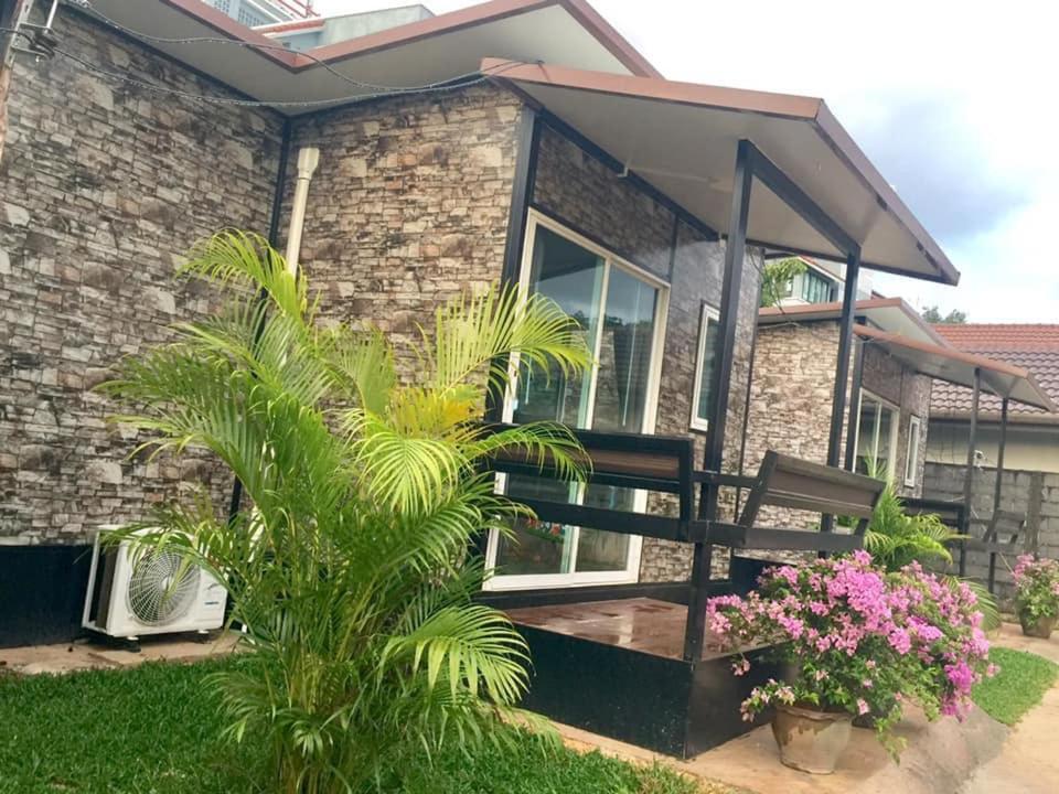 Kora-Great Airport Phuket Villa Nai Yang Beach Exteriör bild